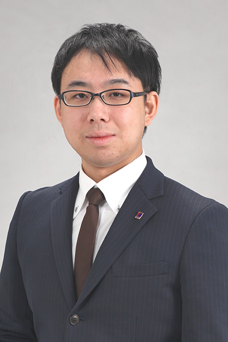 山根裕基 講師