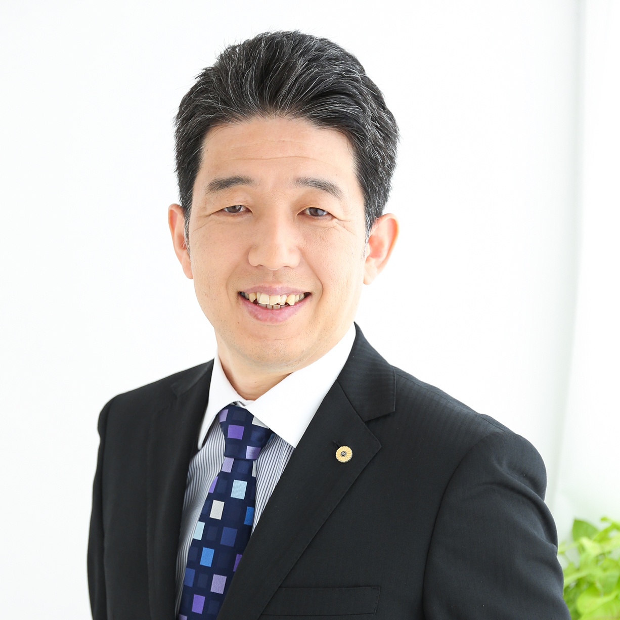 中尾恭之 講師